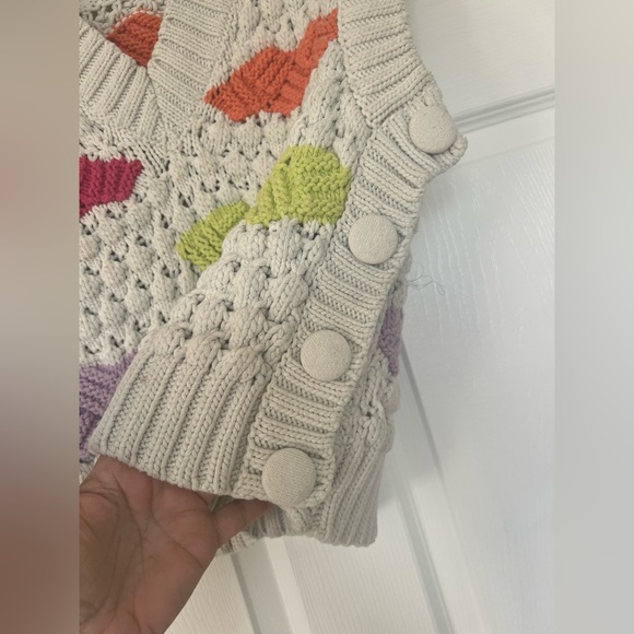 Zara ecru crochet sleeveless v-neck colour block sweater vest side buttons Small - Picture 2 of 8